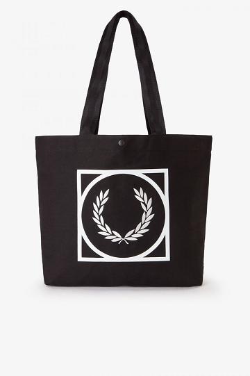 Black Fred Perry Graphic Print Tote Men's Bags | PH 1045AHKP